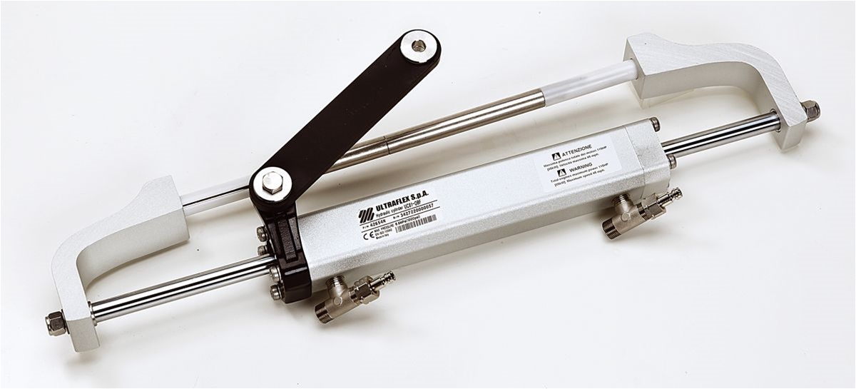 UC81-OBF Hydraulic Boat Steering Cylinder Front Mount